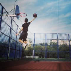 Kuurrrvvaa8
