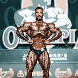 Cbum2