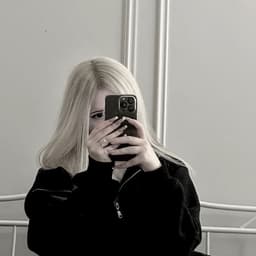 Ilyainthesk2