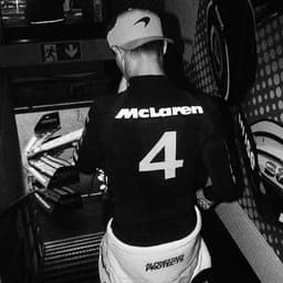 McLaren_4