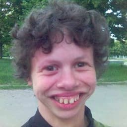 FeRoZzX