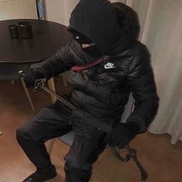 AlexBomba1