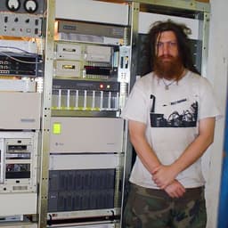 sys_adm1n