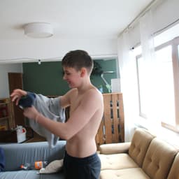 BELOZHOPIY