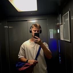 Sam_Dock