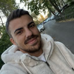 UlyBMWPeek