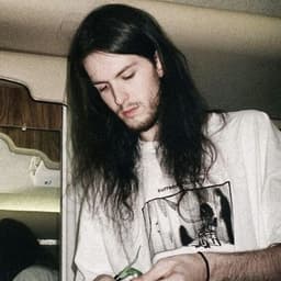 -AddikT-