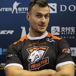 Alfredzik12
