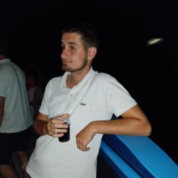Kis_auto
