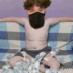 MaM0sHKA