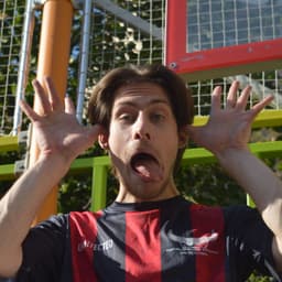 Delorianin