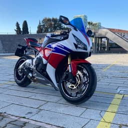 _1000RR