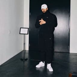 YuNgBo4
