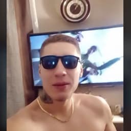 M1K1SON3QQQ